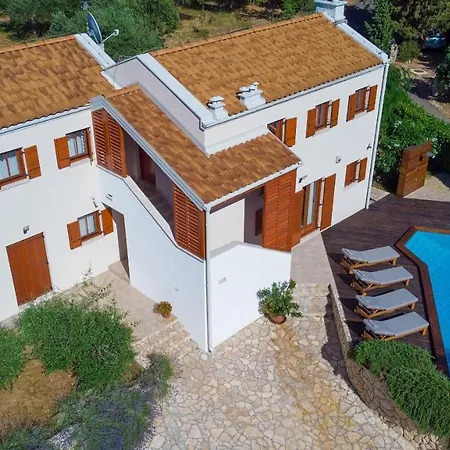 San Vito Малинска